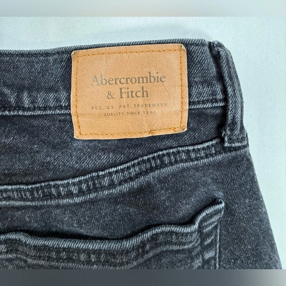 Abercrombie & Fitch Men's Washed Black Slim Straight Jeans